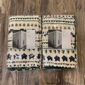 2/20 EURO Sham x 2 pillow shams 26”x26” BNWT